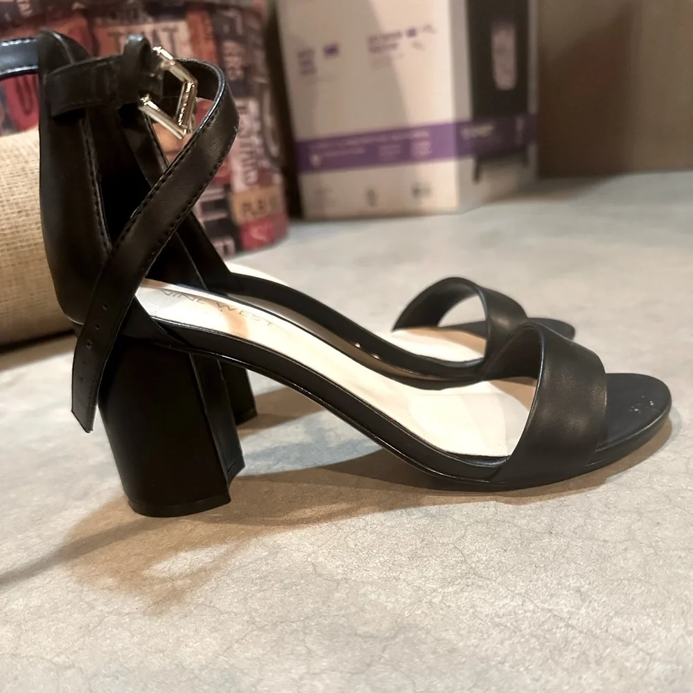 Women’s Black Sandal Heels (Nine West) - Picture 3 of 6